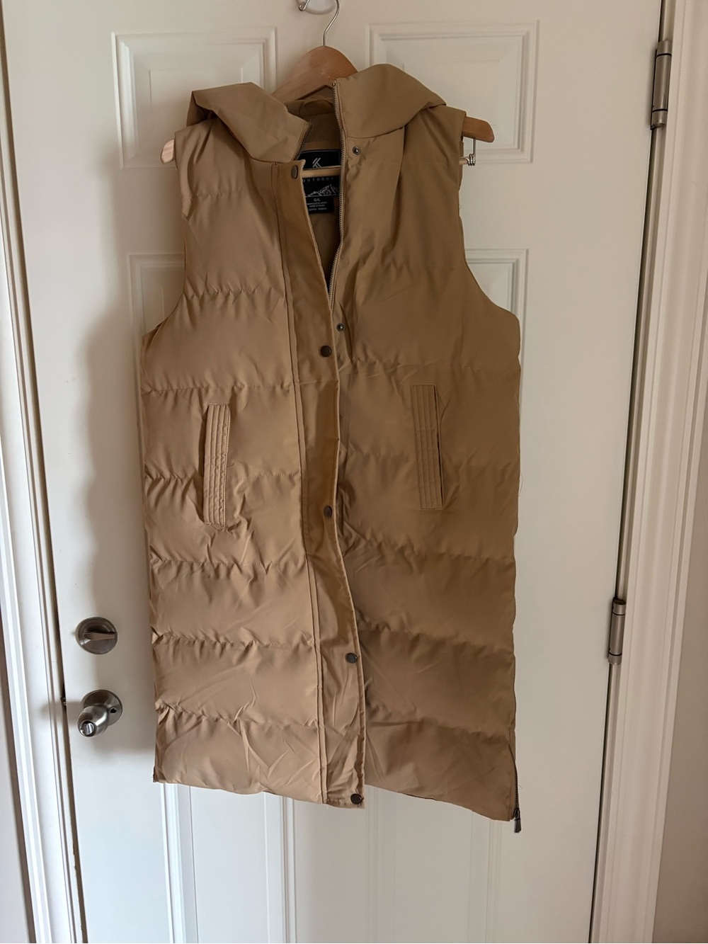 Kyodan Long Hooded Puffer Vest in Tan
